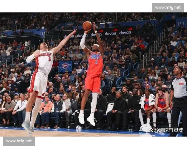 聚焦热火对雷霆总决赛第五战胜负转折与球星关键表现全面深度解析